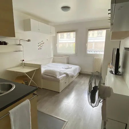 Cosy Studio Eiffel Tower Champs De Mars *